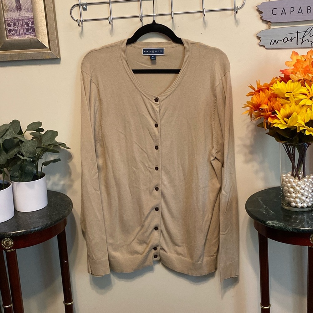 Karen Scott Button Down Cardigan Sweater Sz XL. Lightweight & Roomy.